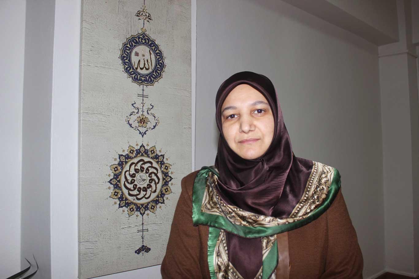 "Kadın İslam'la eşref-i mahlûkat seviyesine çıkmıştır" "Kadın İslam'la eşref-i mahlûkat seviyesine çıkmıştır"